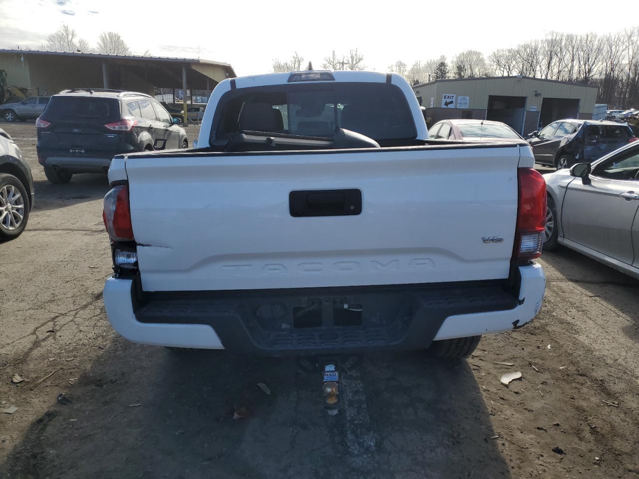 2019 TOYOTA TACOMA DOU - Фото 6