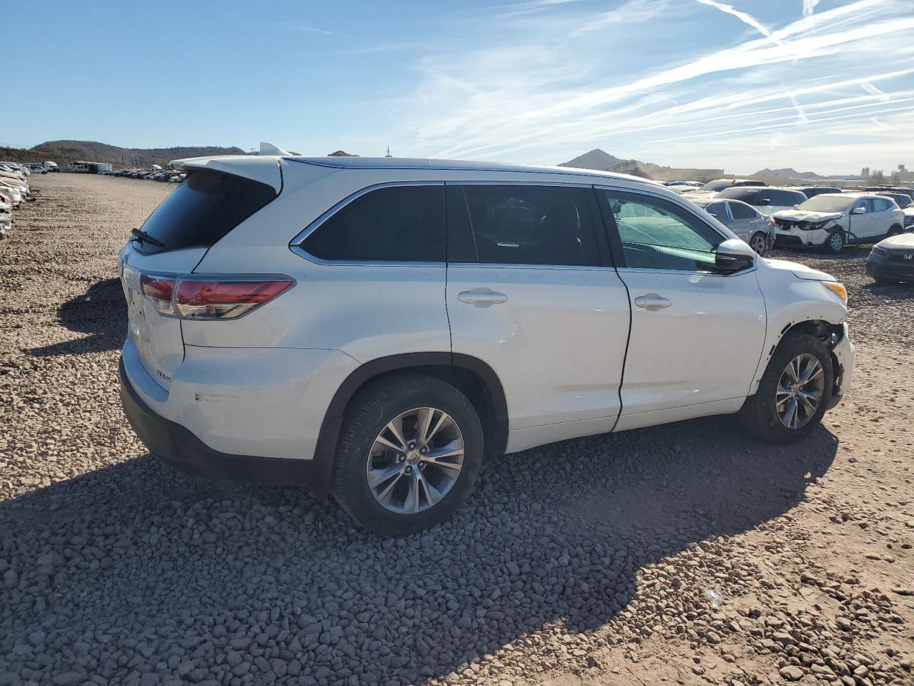 2015 TOYOTA HIGHLANDER - Фото 3