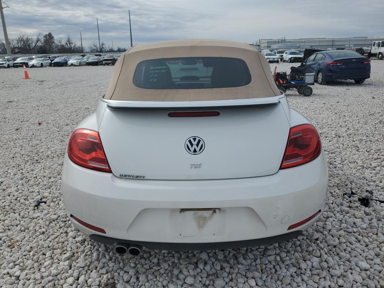 2014 VOLKSWAGEN BEETLE - Фото 6