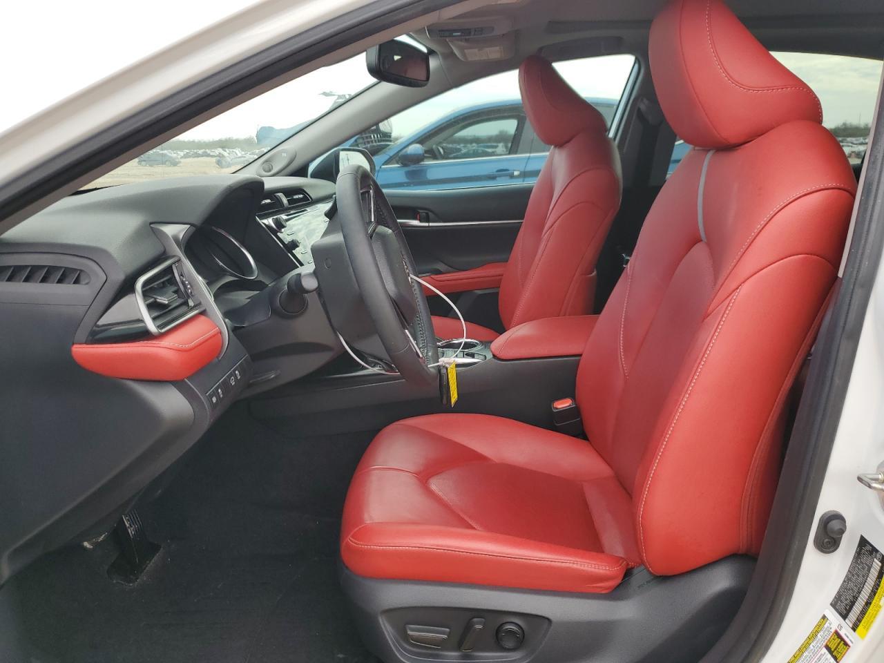 2019 TOYOTA CAMRY XSE - Фото 7