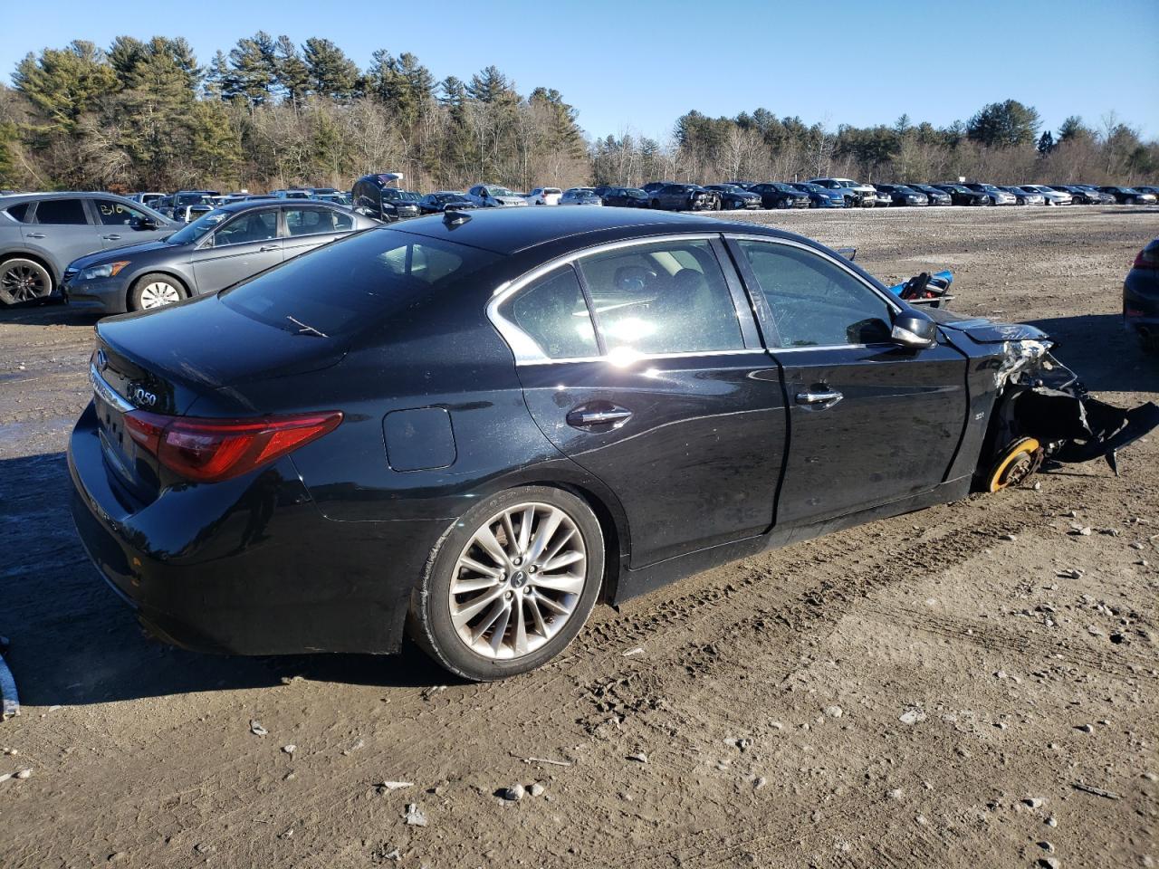 2018 INFINITI Q50 LUXE - Image 3