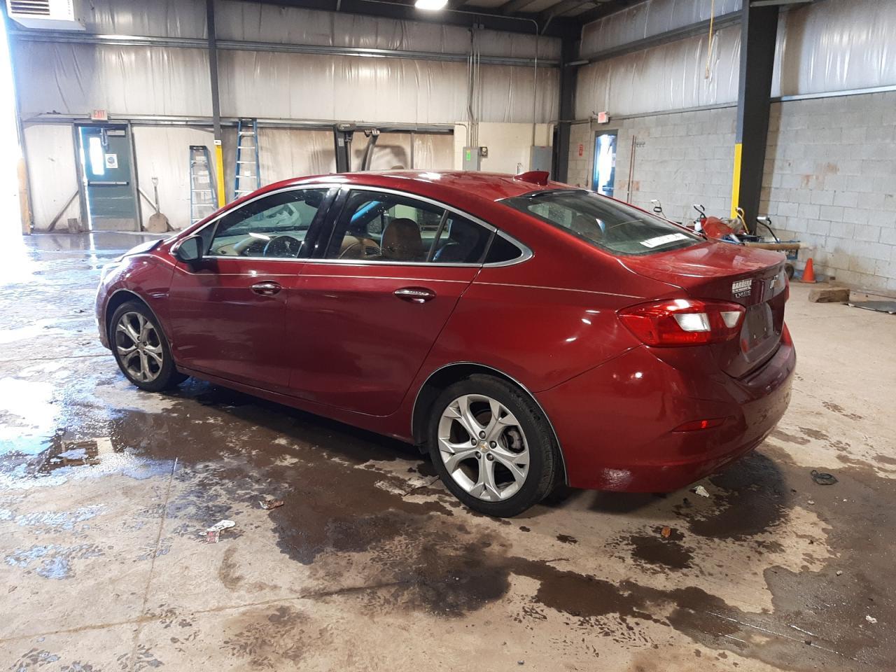 2017 CHEVROLET CRUZE PREM - Image 2
