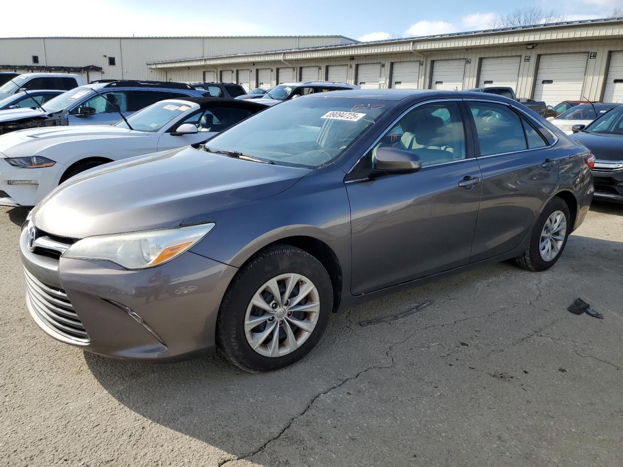 2016 TOYOTA CAMRY LE car image