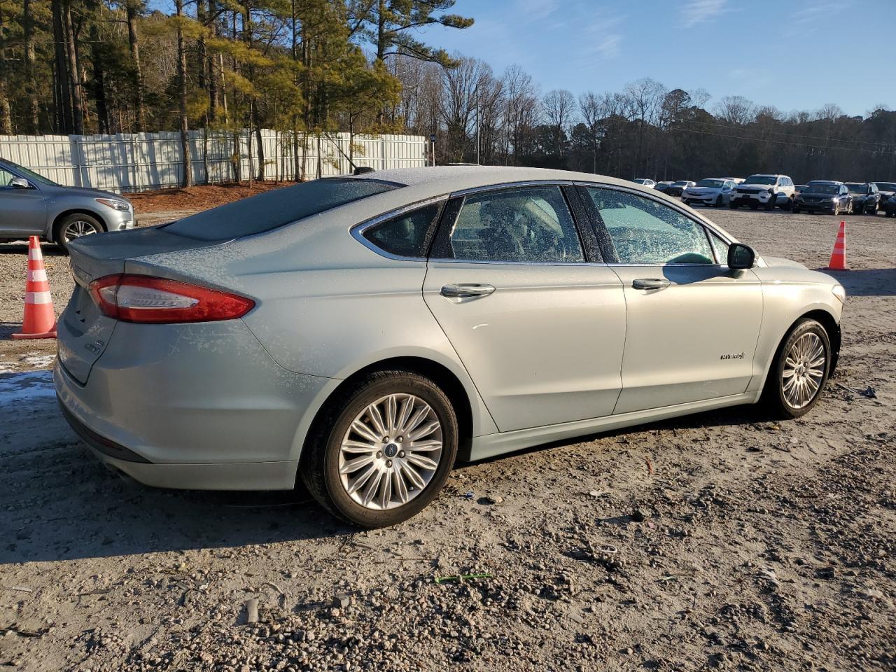2013 FORD FUSION SE - Фото 3