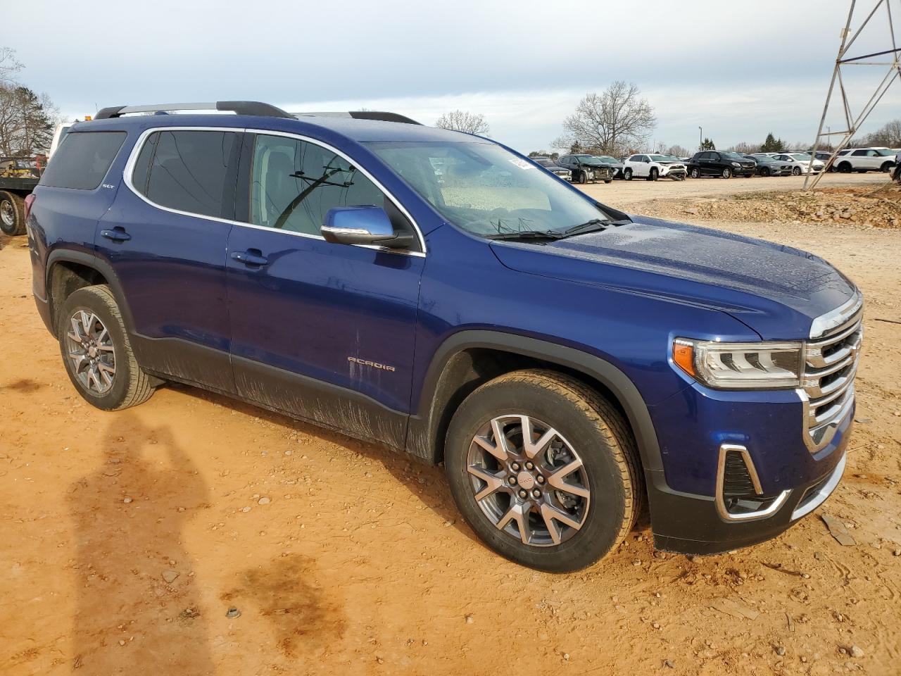 2023 GMC ACADIA SLT - Image 4