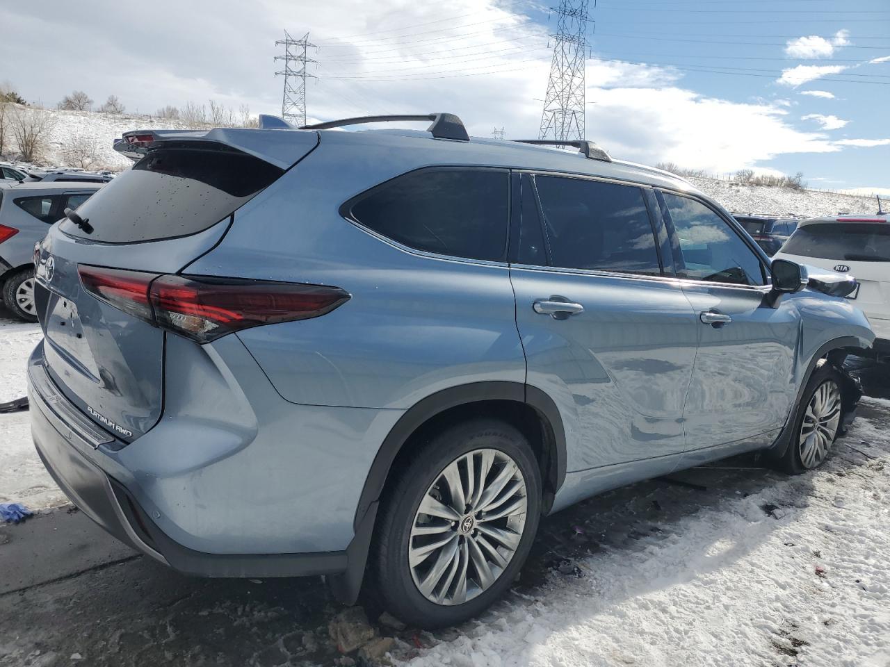 2024 TOYOTA HIGHLANDER - Фото 3