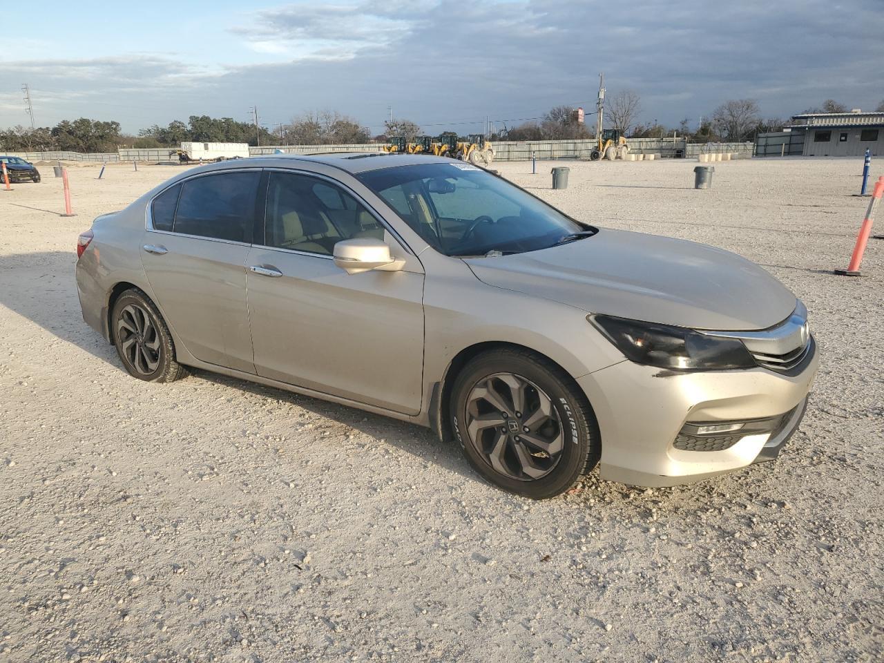 2016 HONDA ACCORD EXL - Image 4