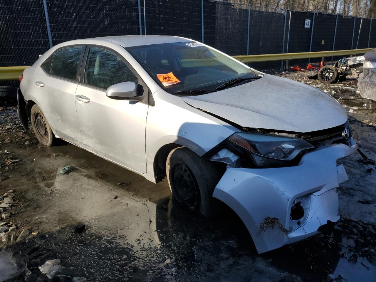 2015 TOYOTA COROLLA L - Фото 4