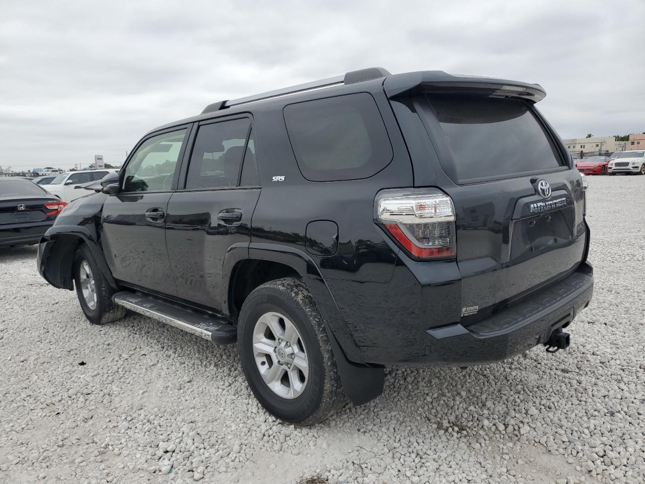 2022 TOYOTA 4RUNNER SR - Image 2