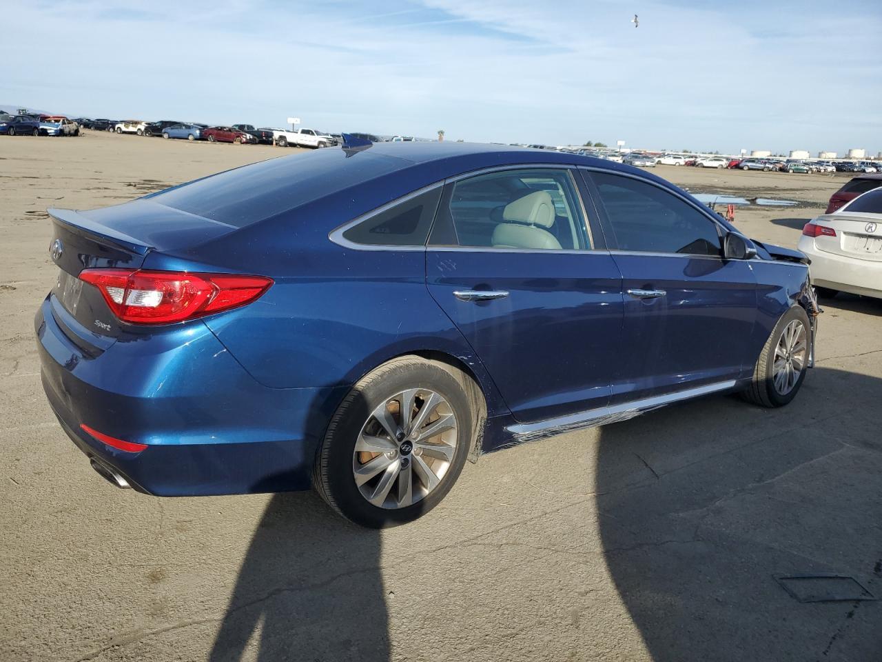 2017 HYUNDAI SONATA SPO - Image 3