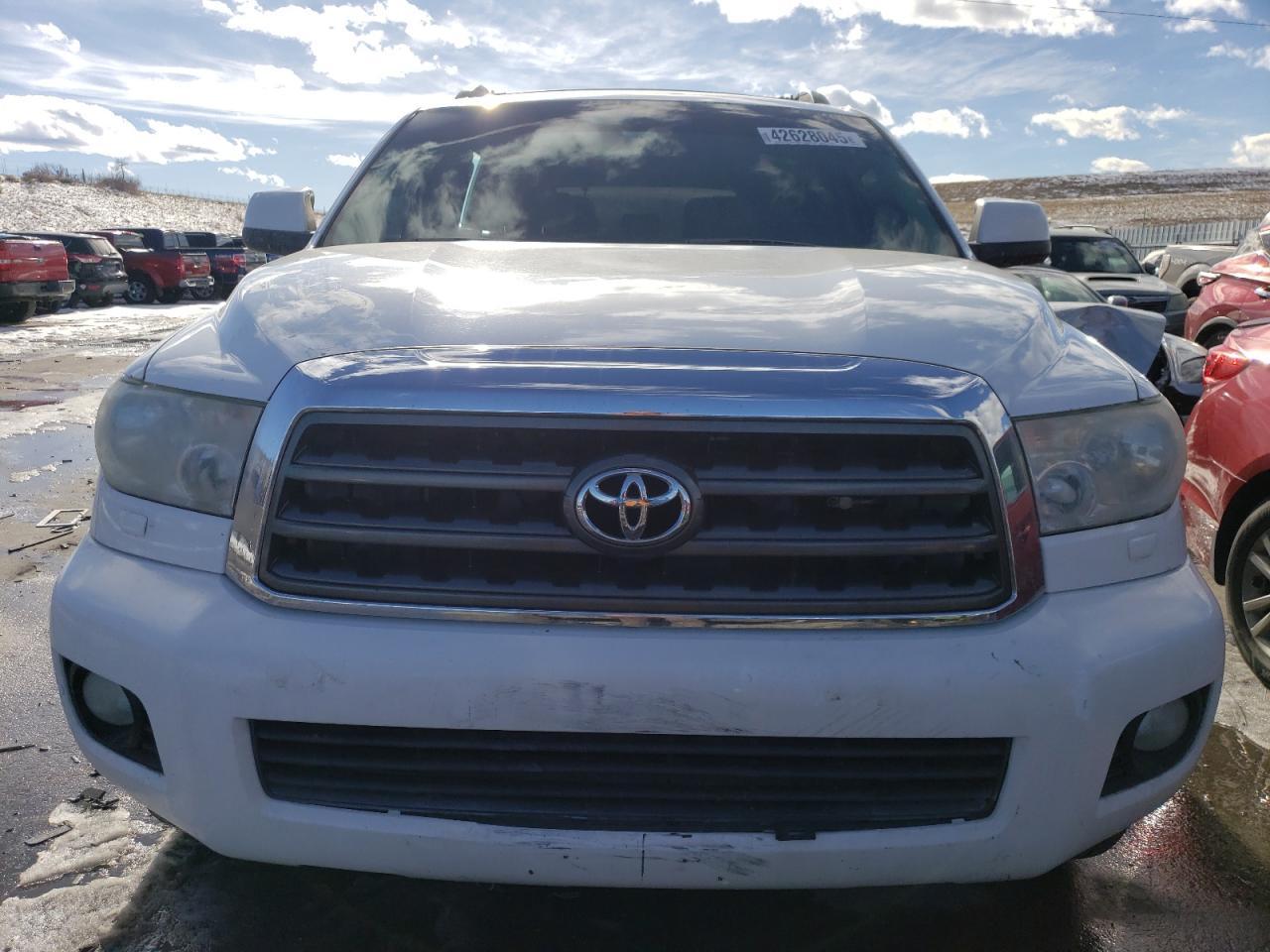2013 TOYOTA SEQUOIA SR - Image 5