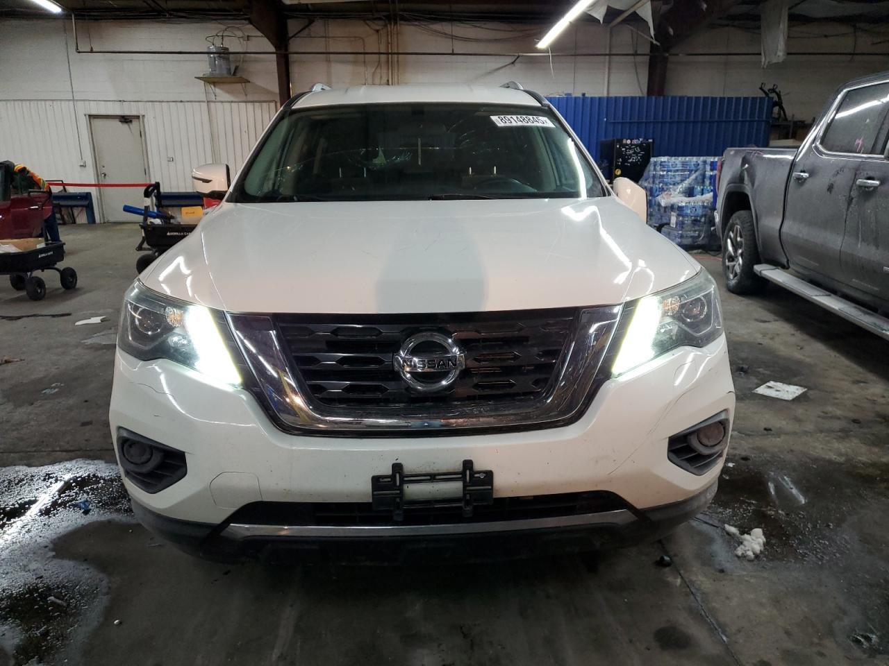 2017 NISSAN PATHFINDER - Фото 5