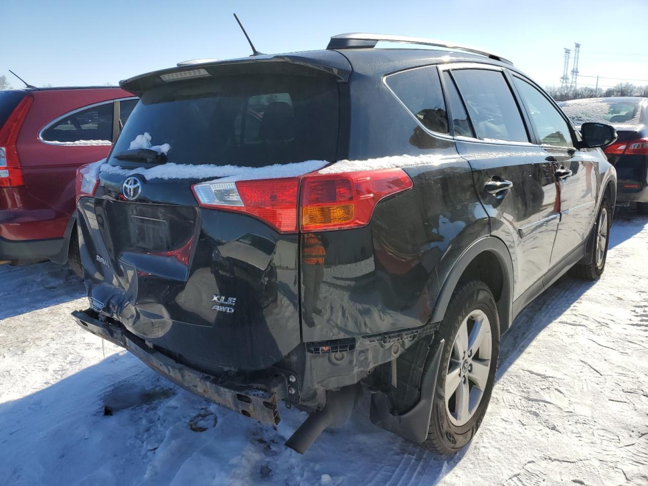 2015 TOYOTA RAV4 XLE - Image 3