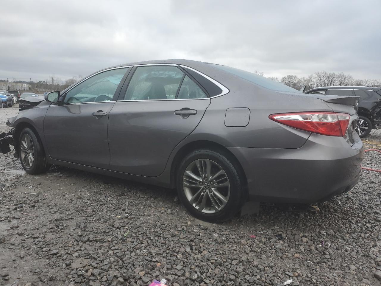 2016 TOYOTA CAMRY LE - Image 2