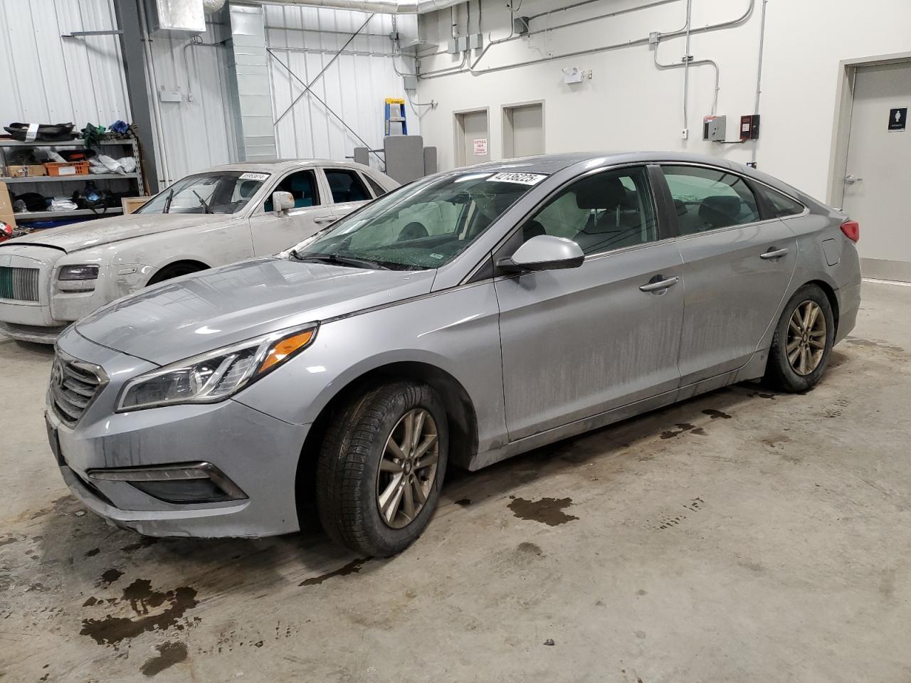 2017 HYUNDAI SONATA SE