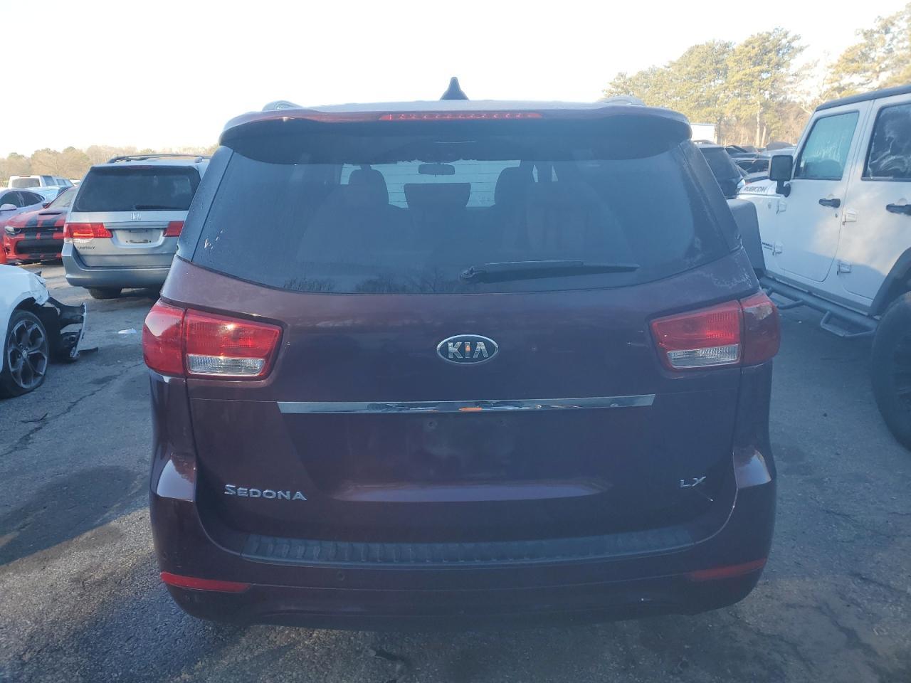 2016 KIA SEDONA LX - Фото 6