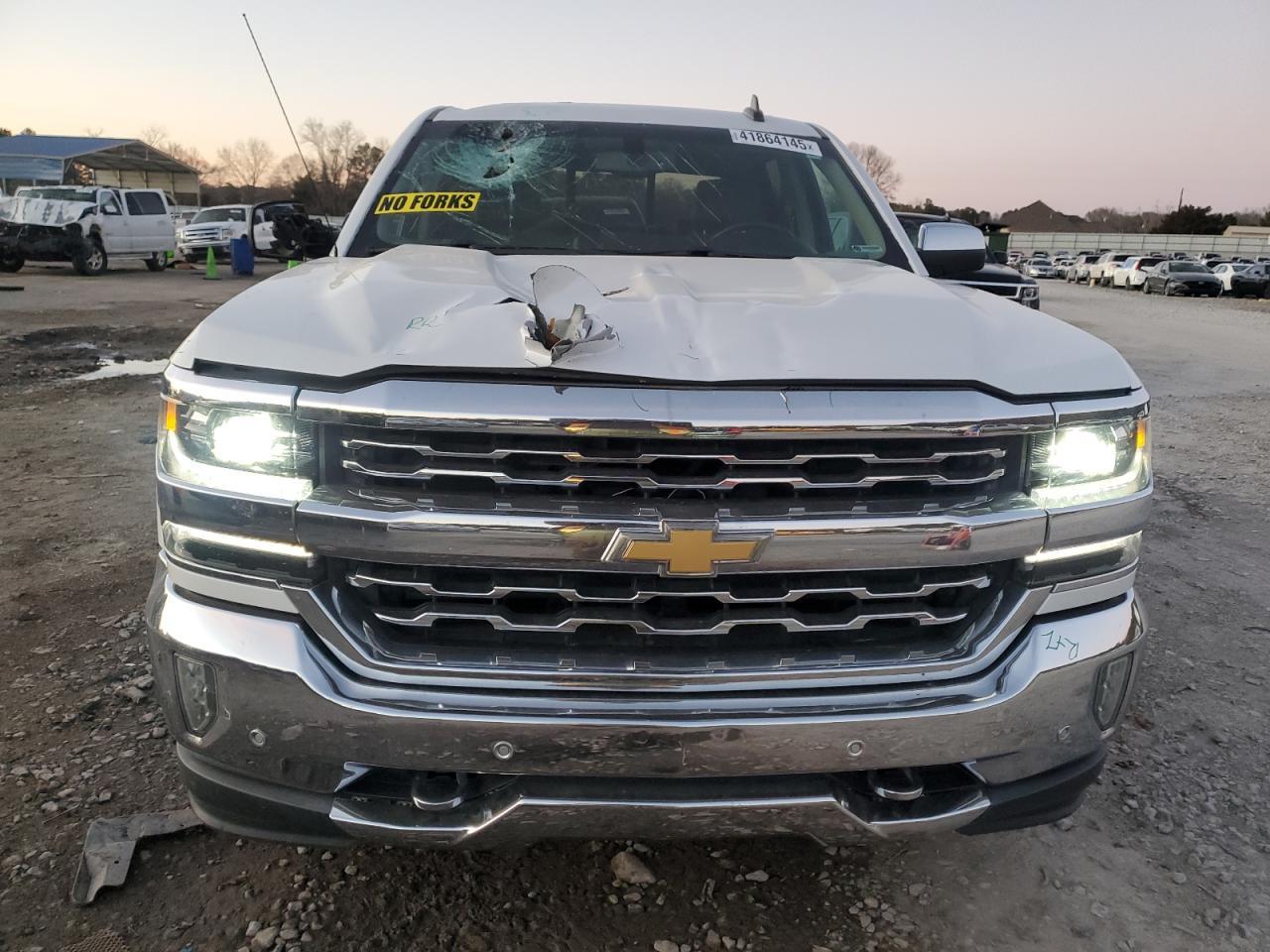 2018 CHEVROLET SILVERADO - Фото 5
