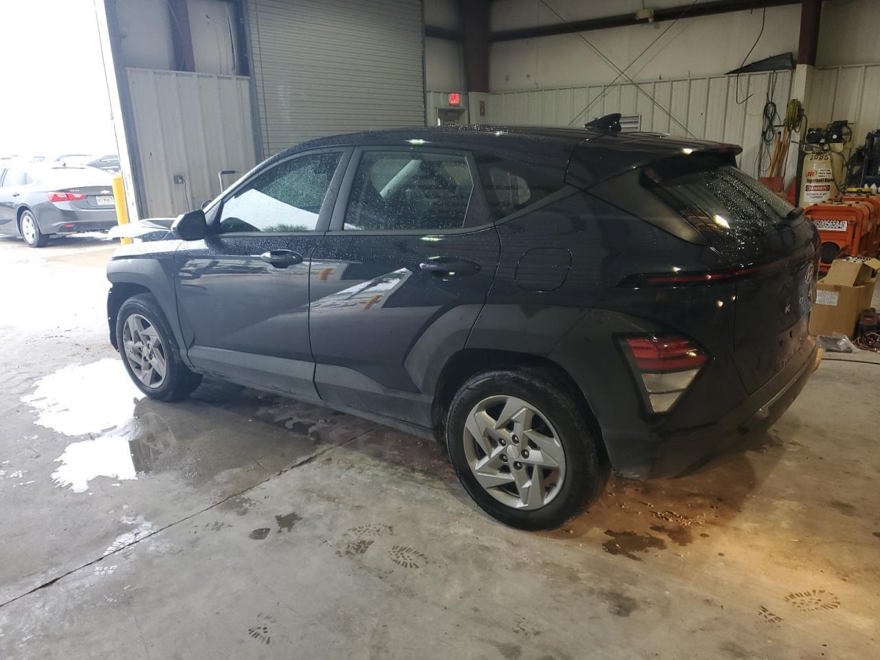 2024 HYUNDAI KONA SE - Фото 2