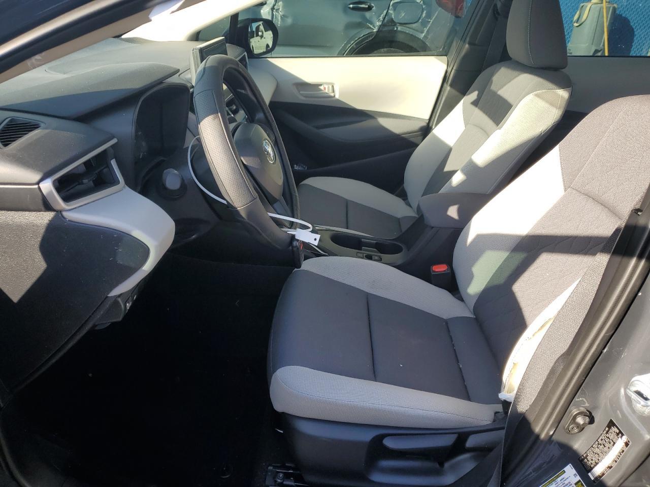 2025 TOYOTA COROLLA LE - Фото 7