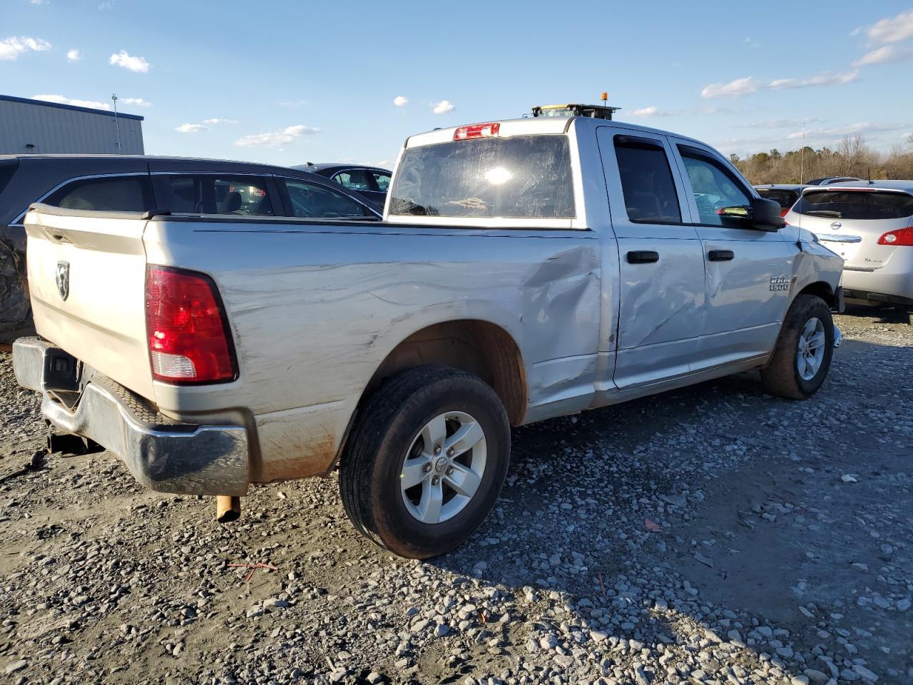 2018 RAM 1500 ST - Image 3