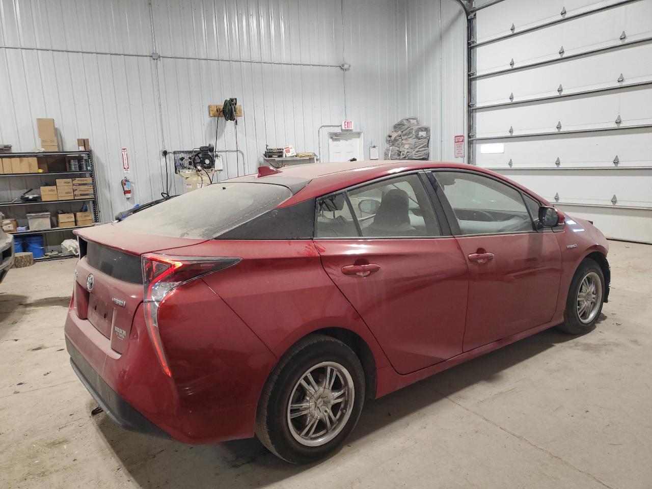 2016 TOYOTA PRIUS - Фото 3
