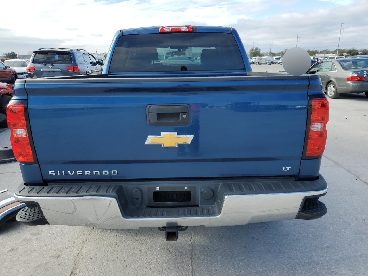 2017 CHEVROLET SILVERADO - Image 6
