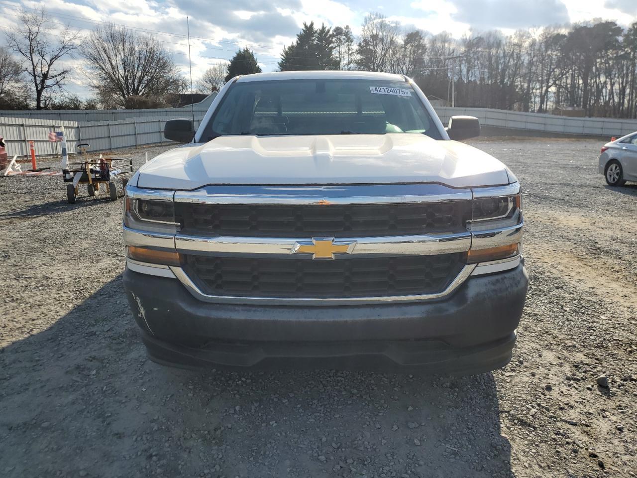 2018 CHEVROLET SILVERADO - Фото 5