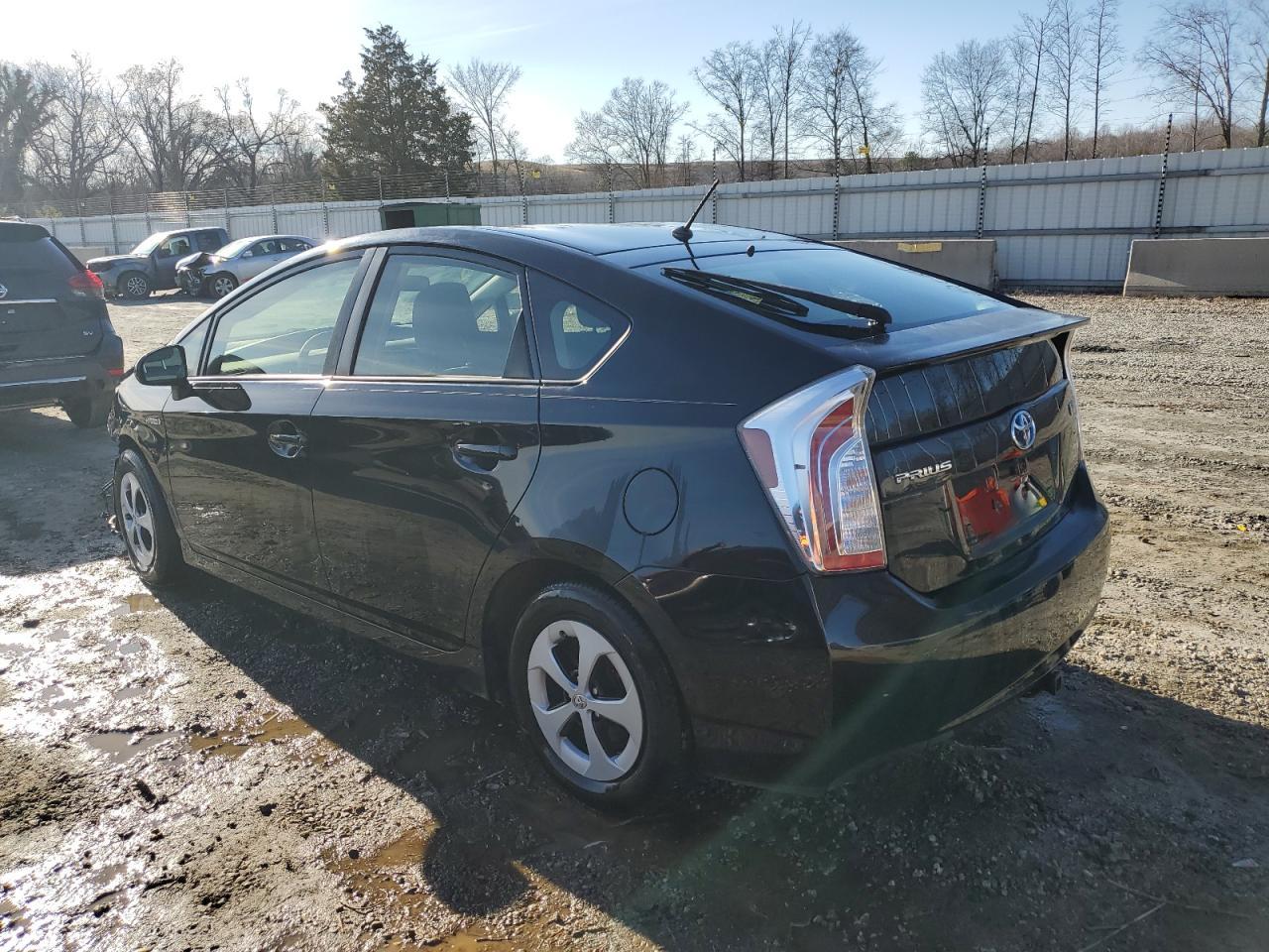2013 TOYOTA PRIUS - Image 2
