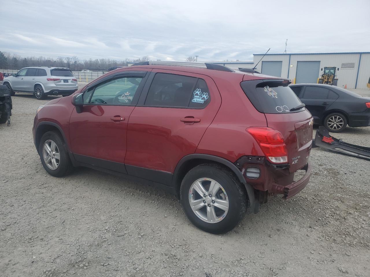 2021 CHEVROLET TRAX 1LT - Image 2