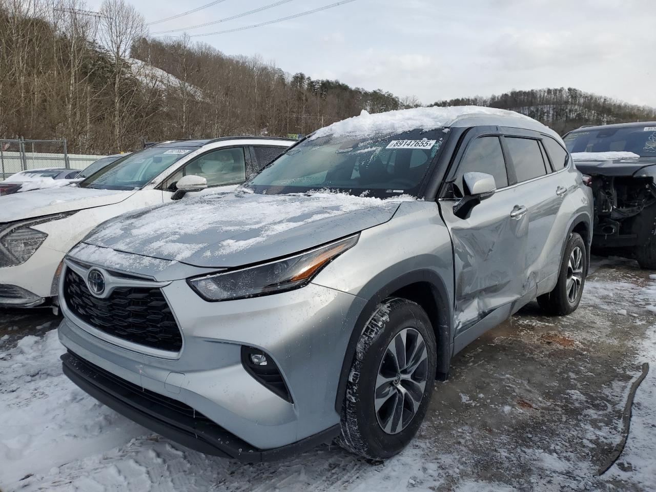 2024 TOYOTA HIGHLANDER