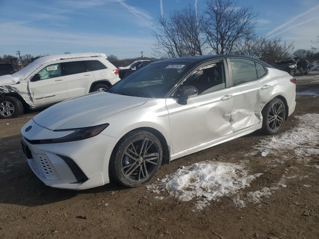 2025 TOYOTA CAMRY XSE
