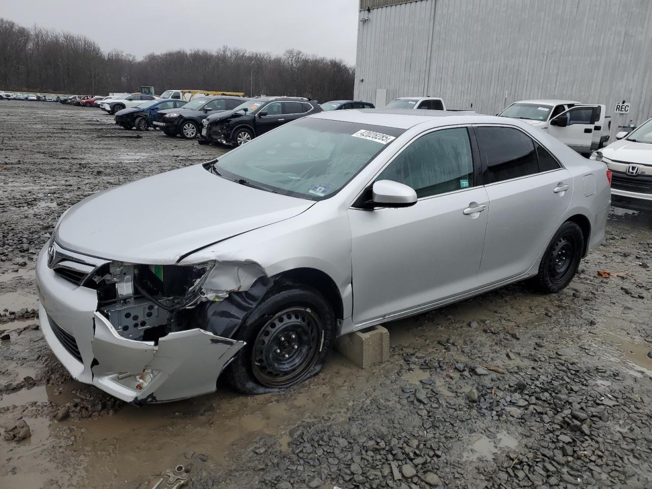2013 TOYOTA CAMRY L