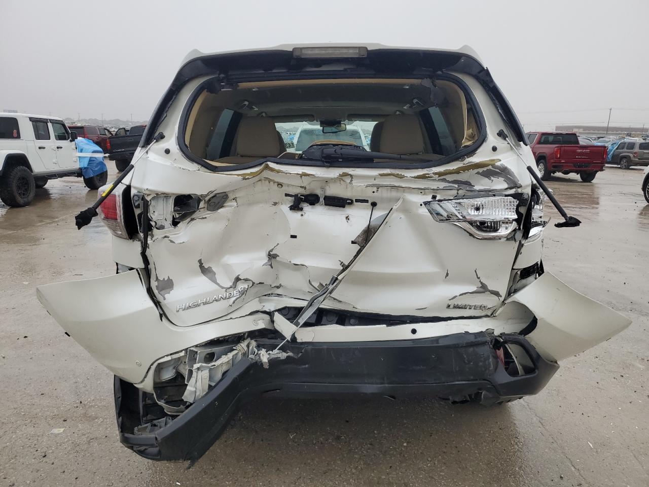 2015 TOYOTA HIGHLANDER - Фото 6