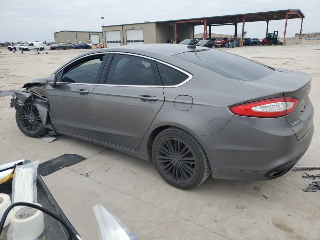 2013 FORD FUSION SE - Image 2