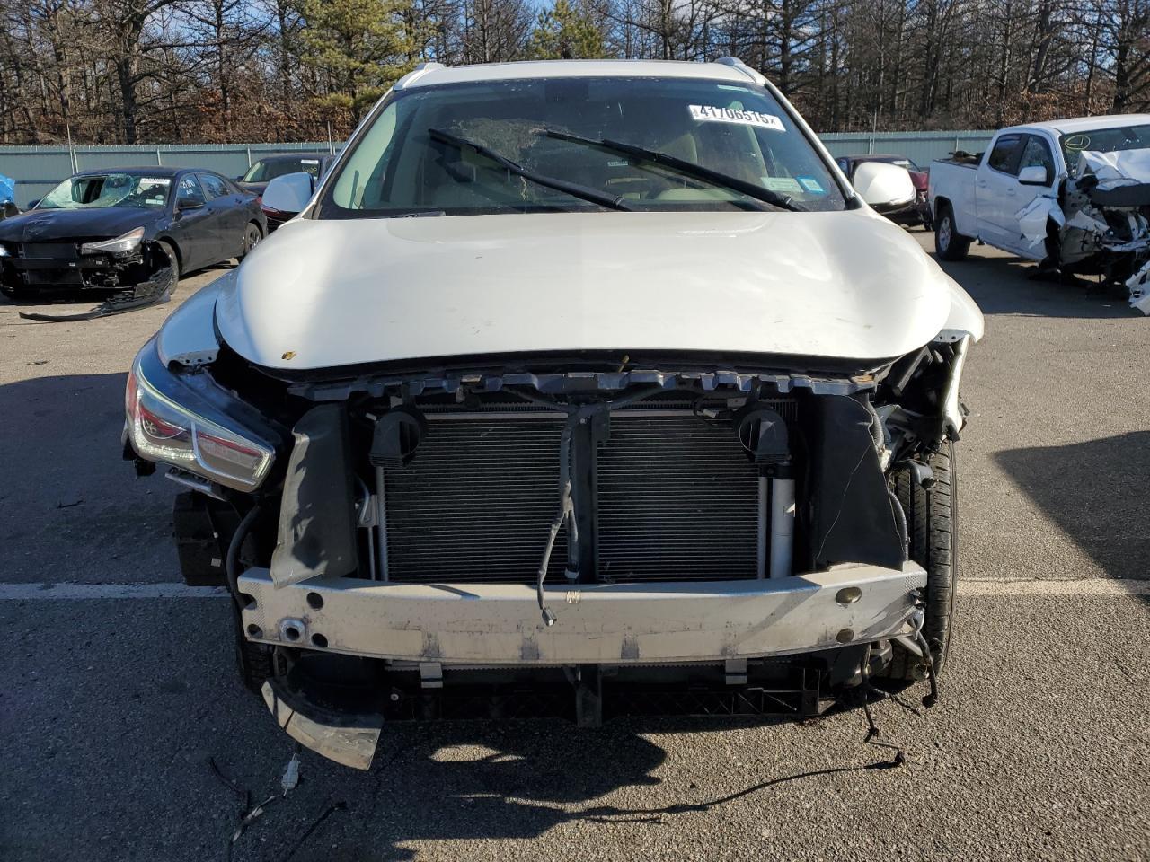 2017 INFINITI QX60 - Image 5