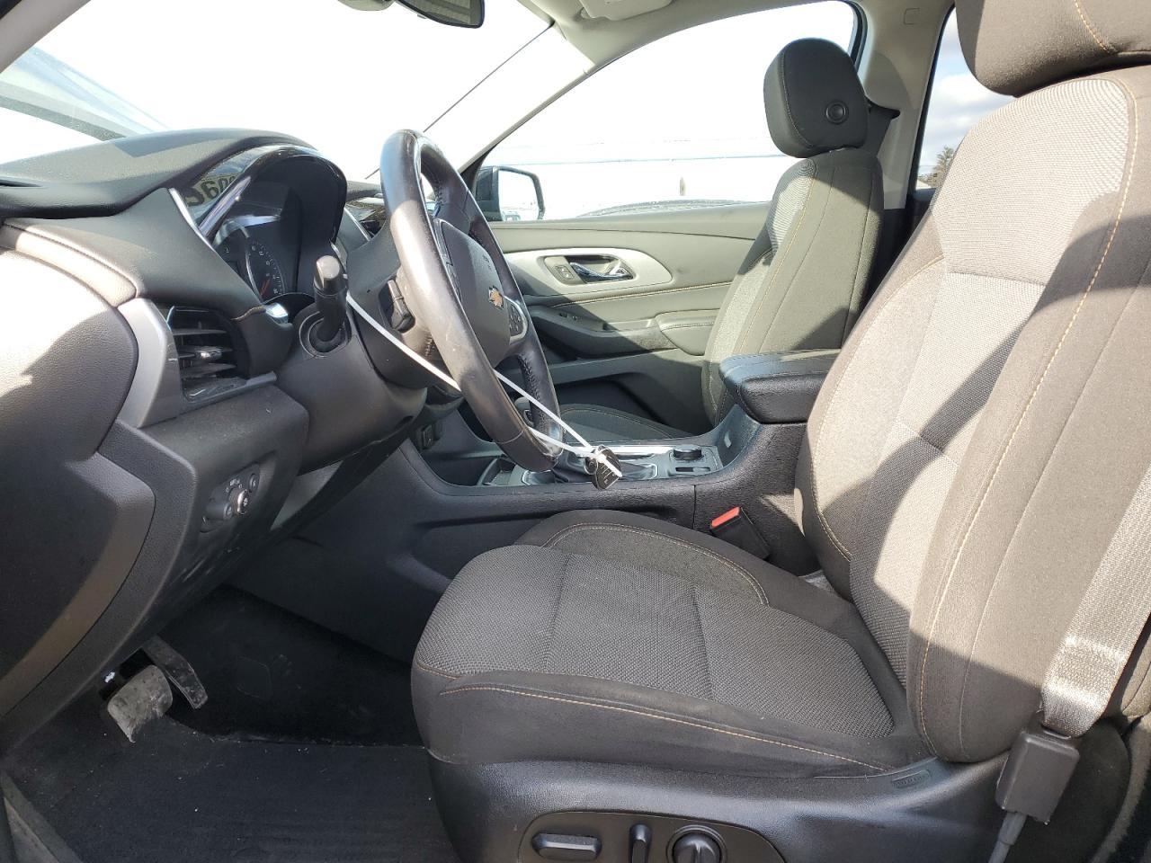 2021 CHEVROLET TRAVERSE L - Фото 7