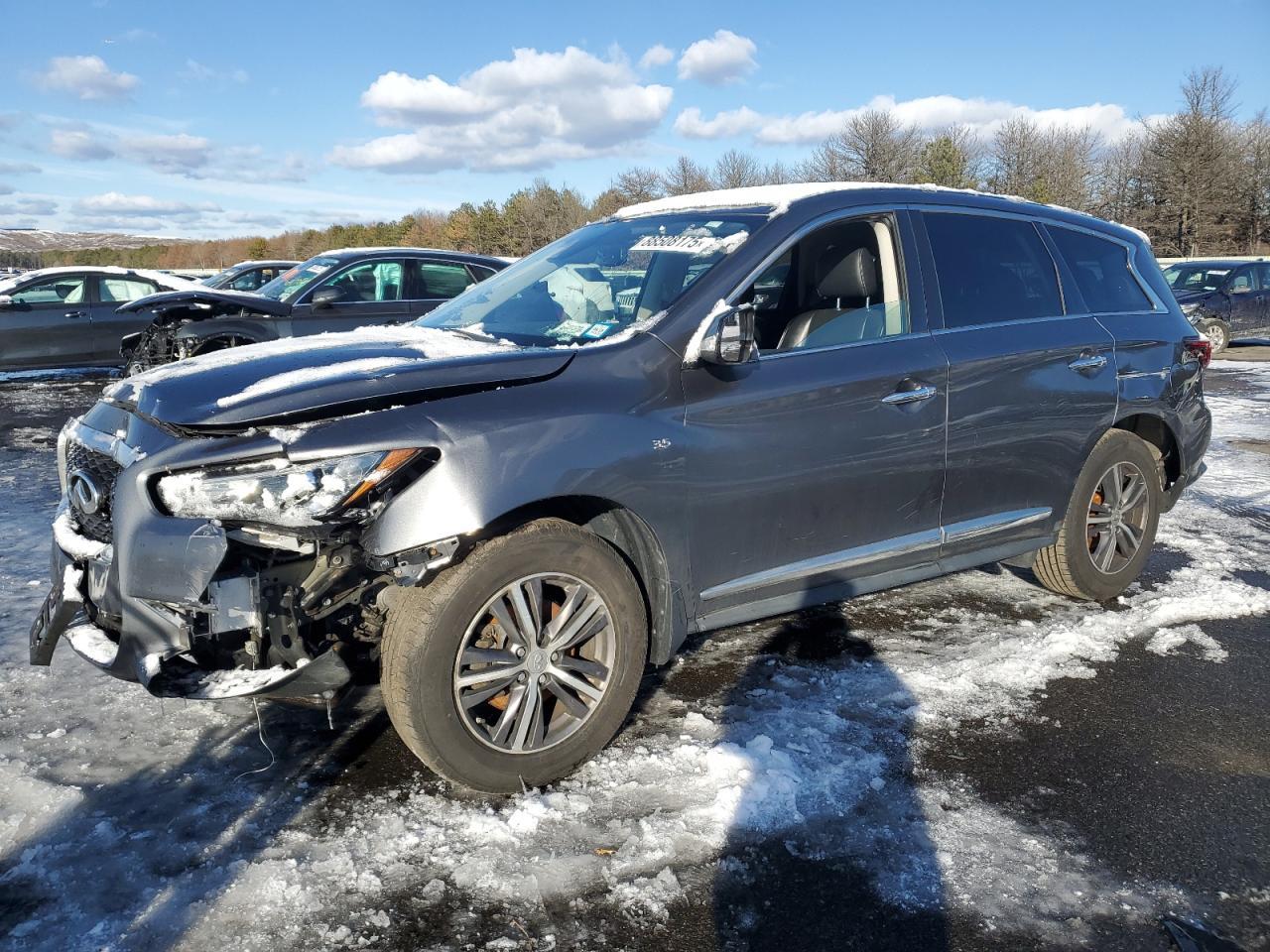 2019 INFINITI QX60 LUXE