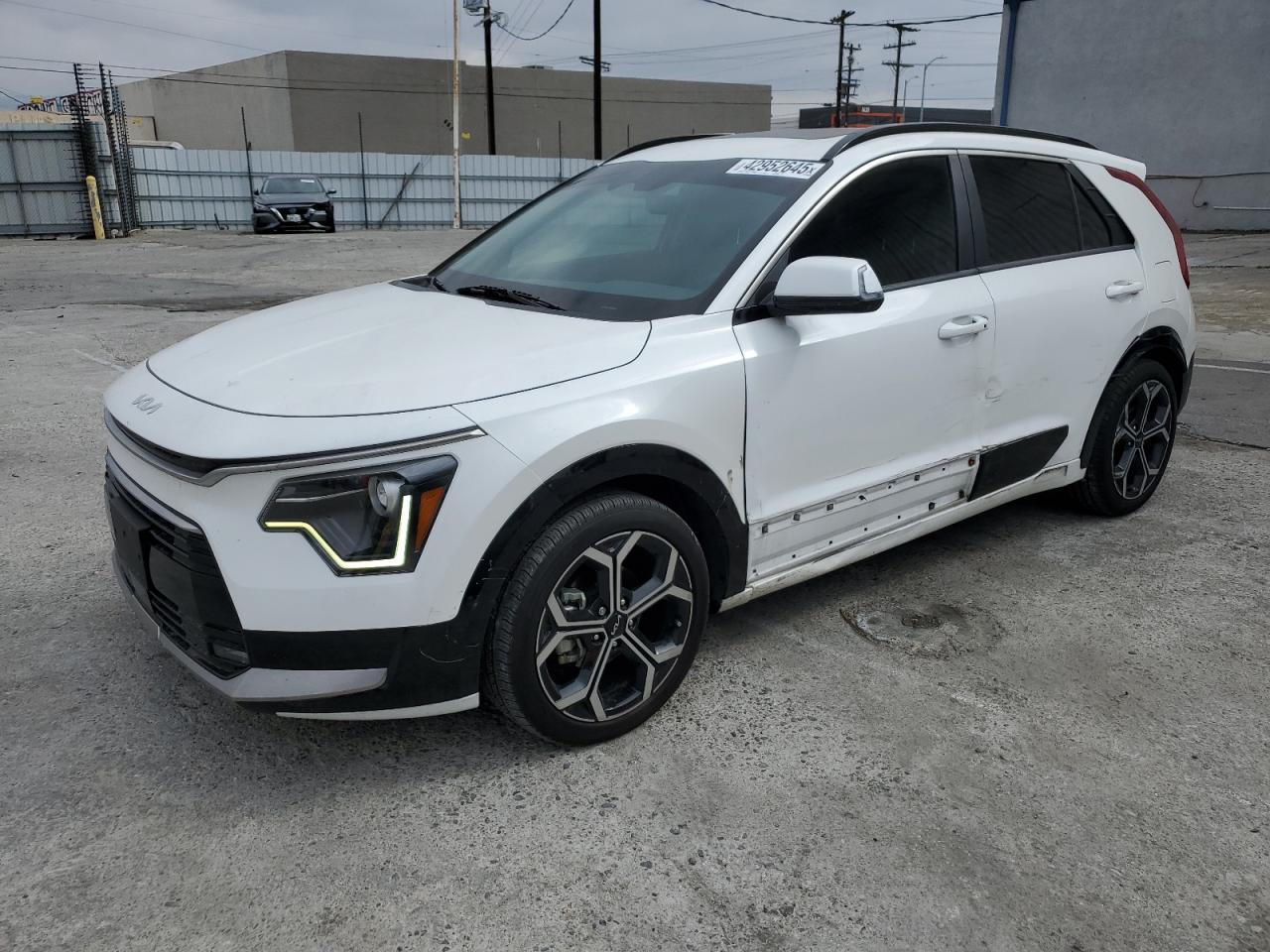 2023 KIA NIRO EX