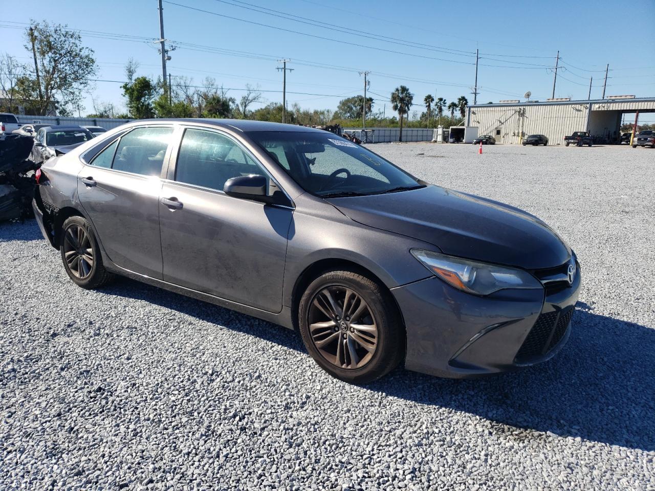 2017 TOYOTA CAMRY LE - Фото 4