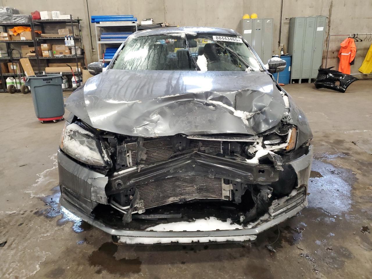 2017 VOLKSWAGEN JETTA SE - Image 5