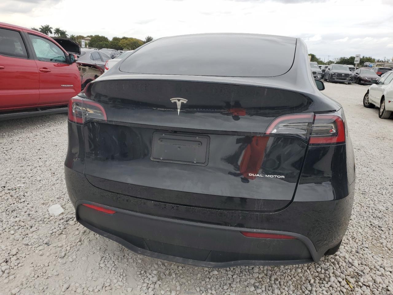 2023 TESLA MODEL Y - Фото 6