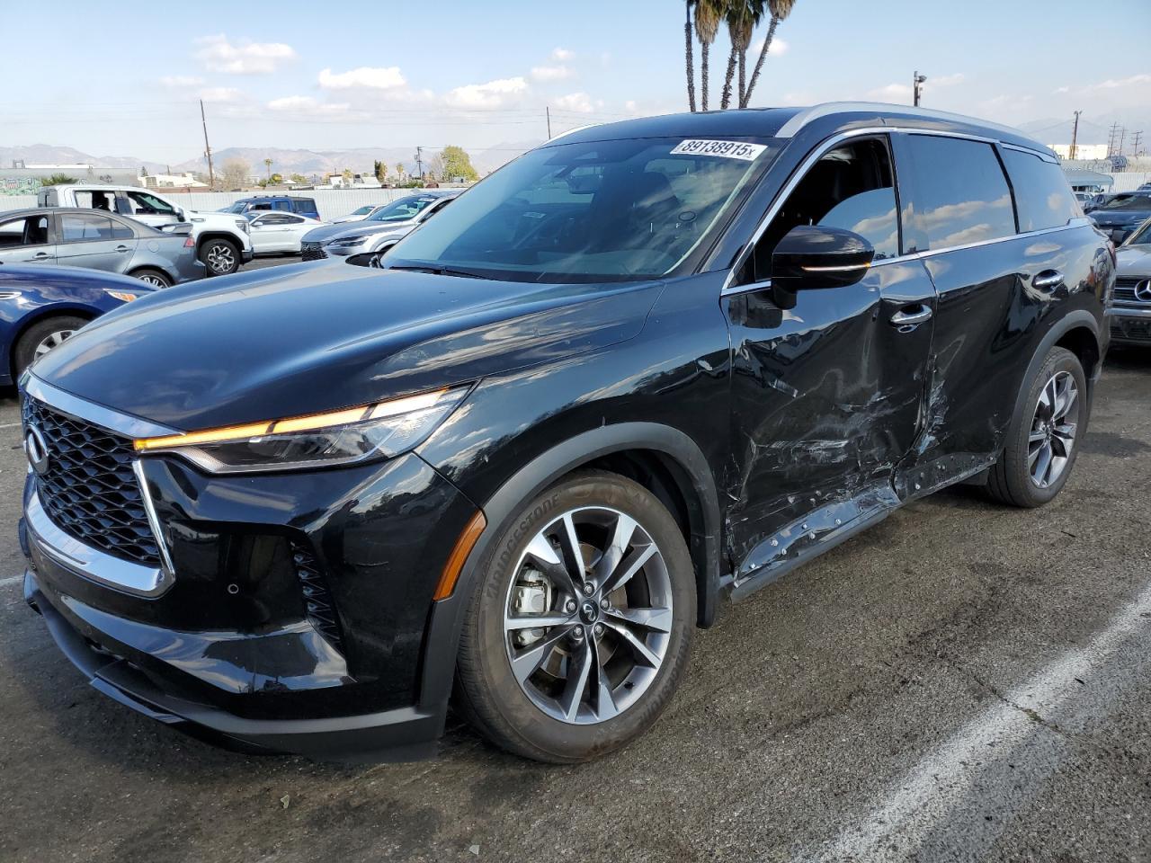 2023 INFINITI QX60 LUXE car image