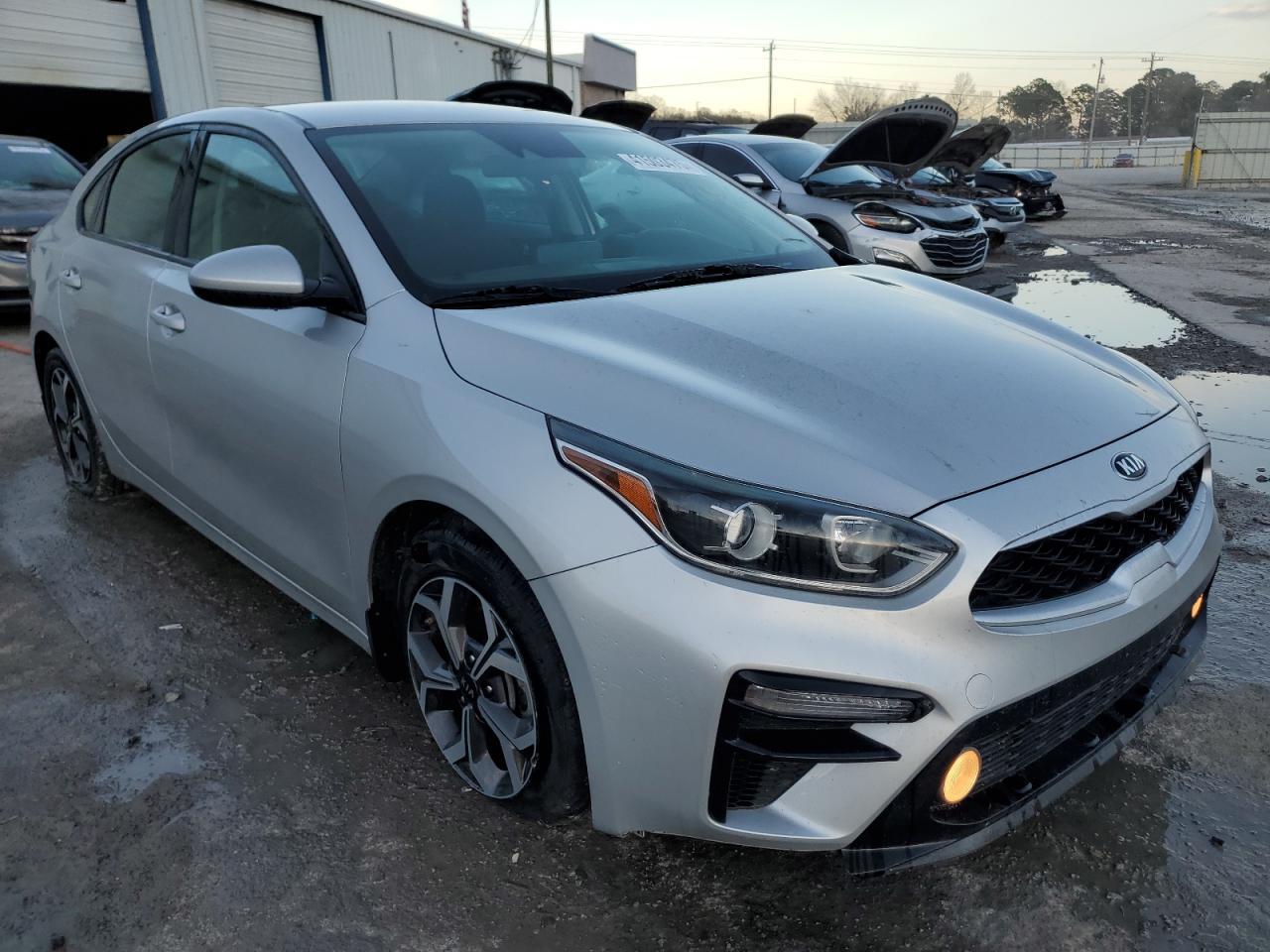 2020 KIA FORTE FE - Фото 4