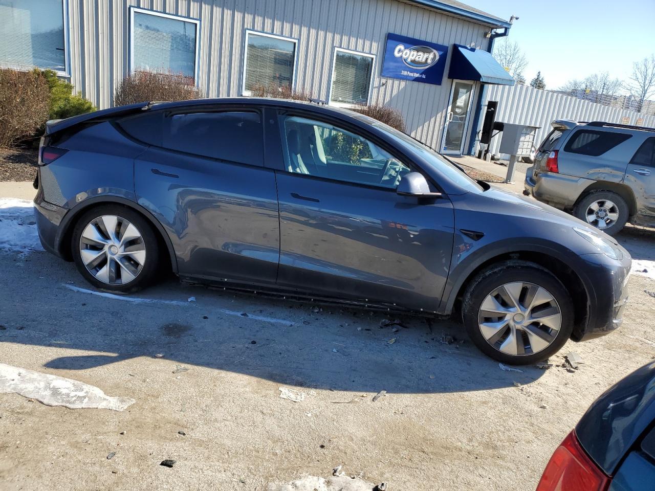 2023 TESLA MODEL Y - Фото 4