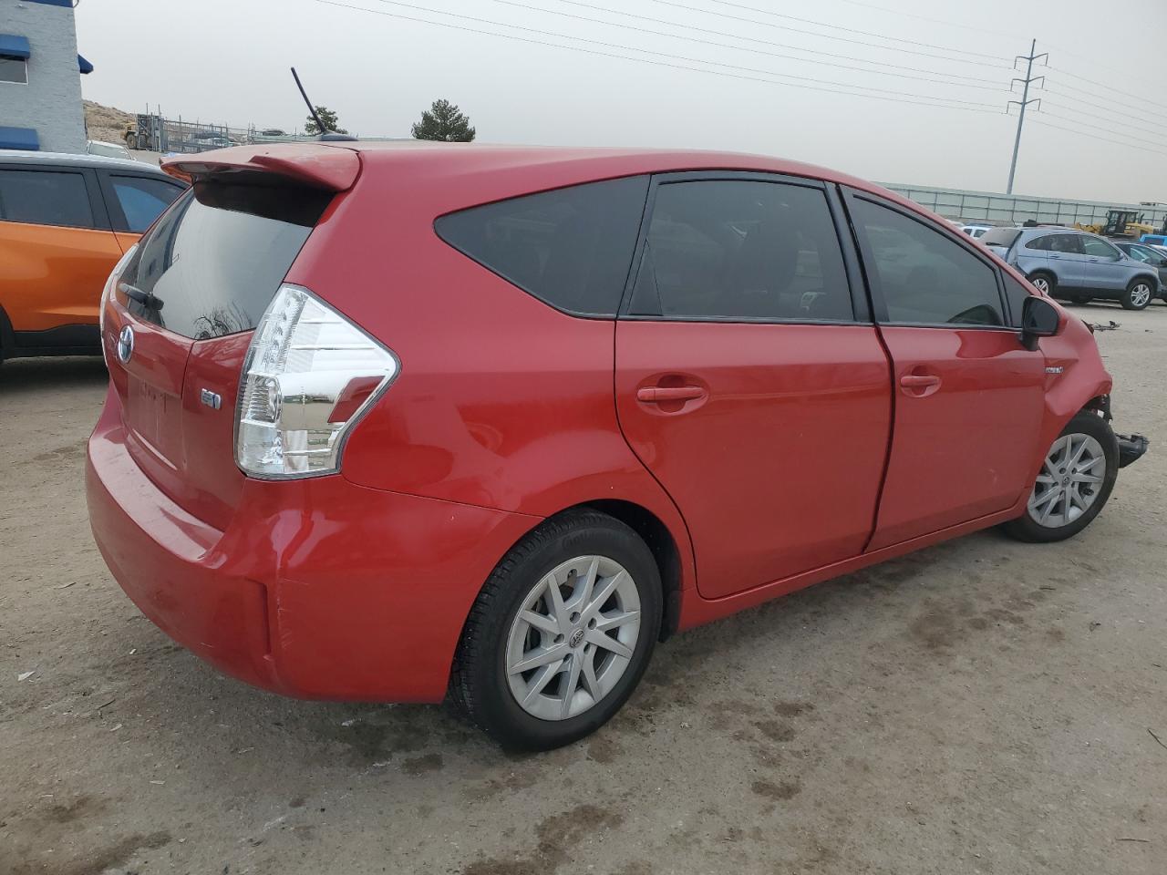 2013 TOYOTA PRIUS V - Фото 3