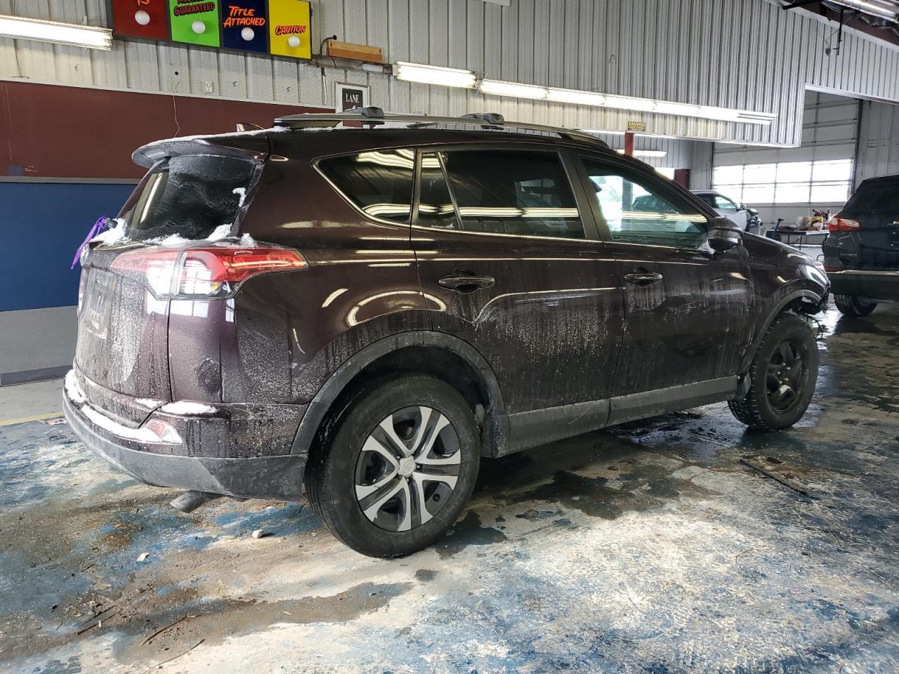 2018 TOYOTA RAV4 LE - Image 3