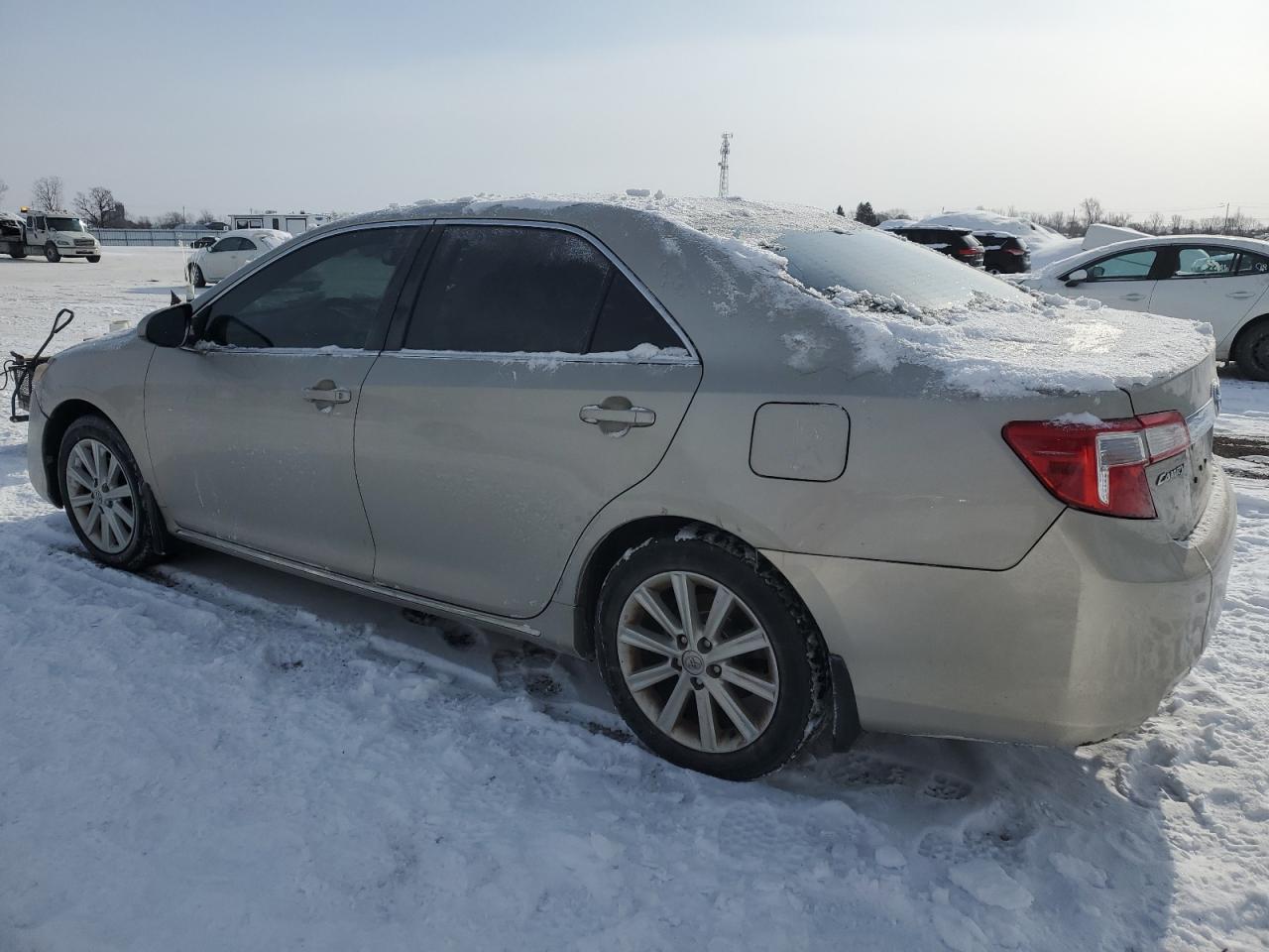 2014 TOYOTA CAMRY L - Image 2