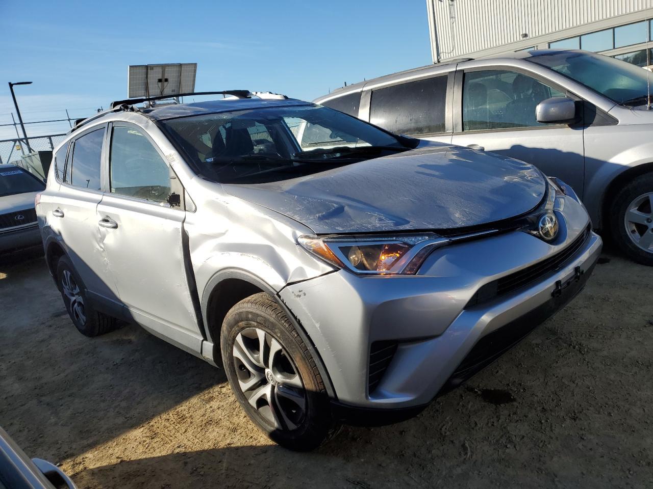 2018 TOYOTA RAV4 LE - Image 4