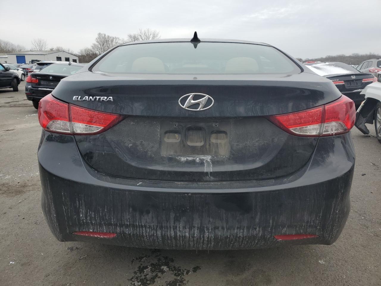 2013 HYUNDAI ELANTRA GL - Image 6