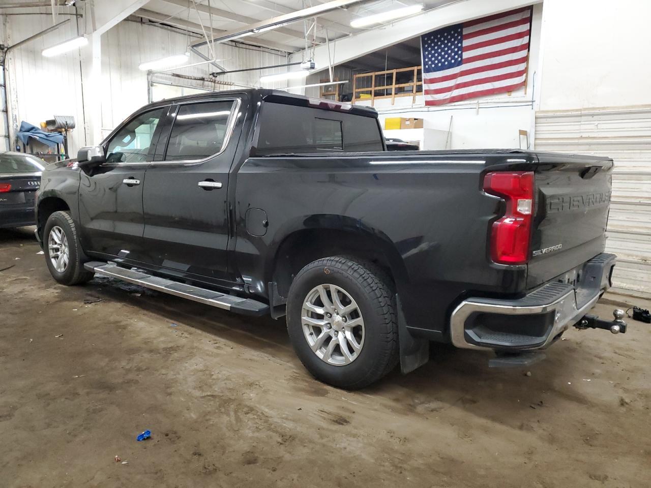 2021 CHEVROLET SILVERADO - Image 2